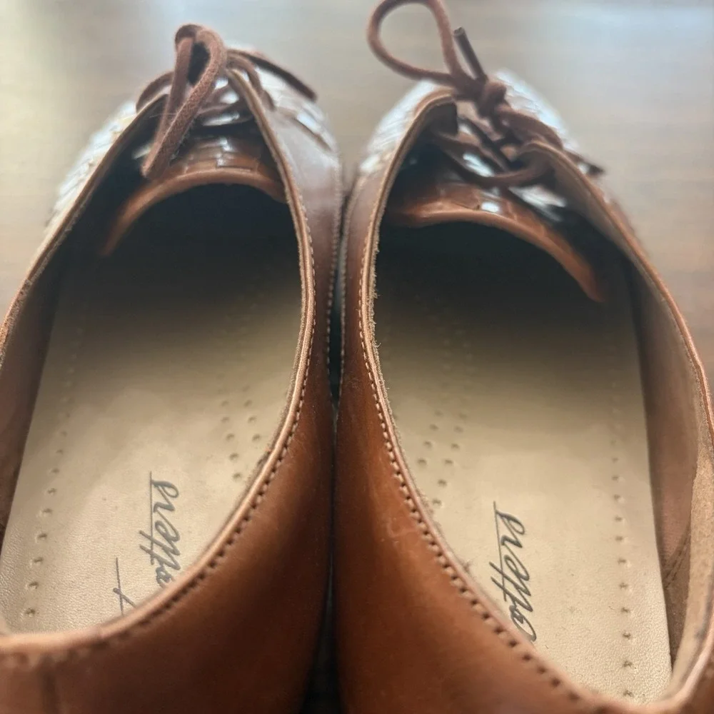 Trotters Women's Brown Woven Leather Oxford Shoes Size 10M Lace Up Preppy